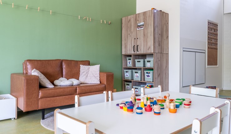 Zonnekinderen Kdv Het Klokhuis Duiven Groepsruimte Tafel